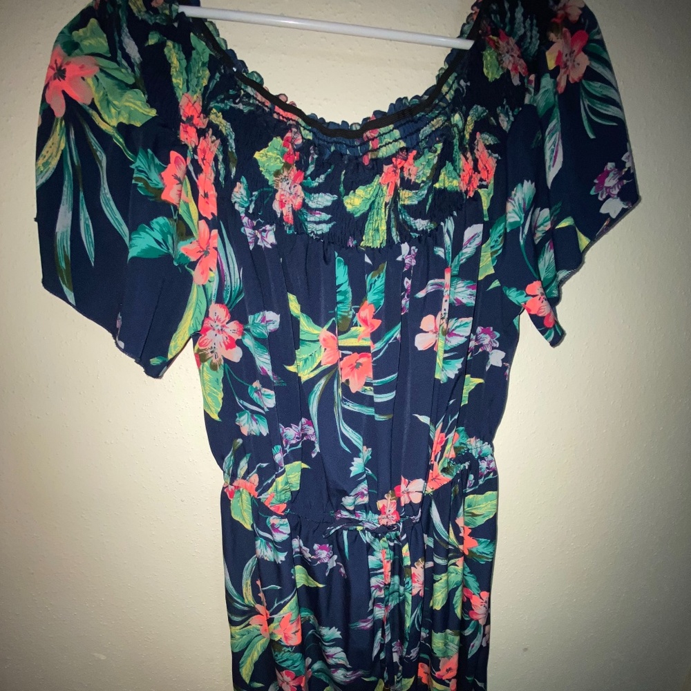 FLORAL LIGHT WEIGHT JUMPER